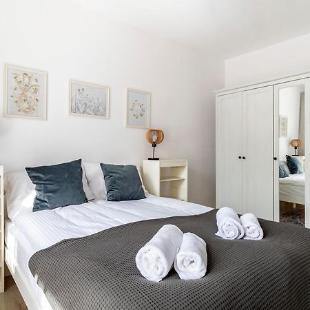 Wonderful 2- Bedroom Apartment With Soul Wwa70 Varšava Exteriér fotografie